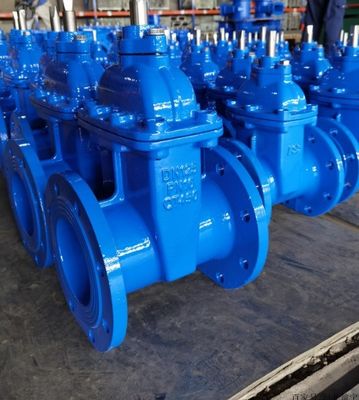 Valve de sortie en acier inoxydable avec connexion à flèche et fonctionnement manuel