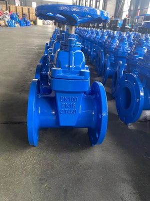 Valve de sortie en acier inoxydable avec connexion à flèche et fonctionnement manuel