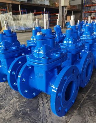 Valve de sortie en acier inoxydable avec connexion à flèche et fonctionnement manuel