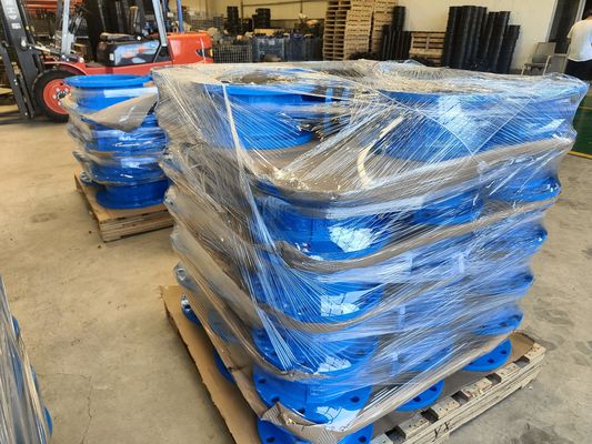 Excellent silencieux de débit axial verticale soupapes de contrôle Pn16 4 pouces 10 pouces pour les médias d'eau