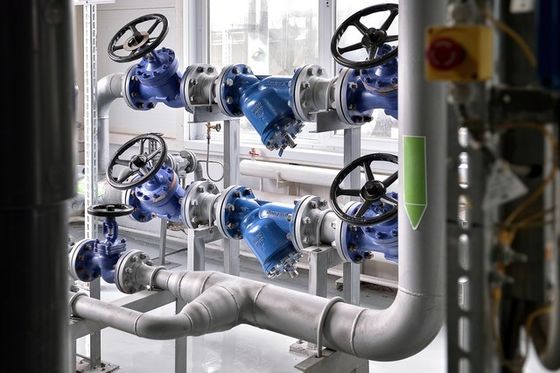 Structure d'arrêt de la soupape à globe en acier inoxydable et de l'ajustement pour les exigences personnalisées